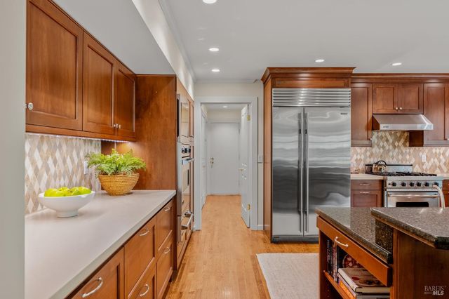 1670 Cabernet Ln, St. Helena, CA 94574