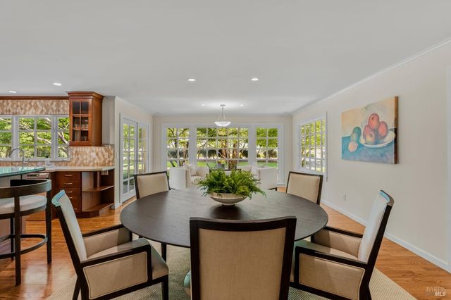 1670 Cabernet Ln, St. Helena, CA 94574