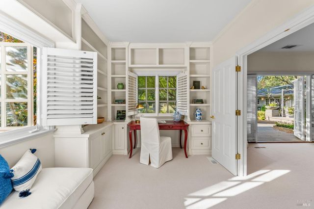 1670 Cabernet Ln, St. Helena, CA 94574