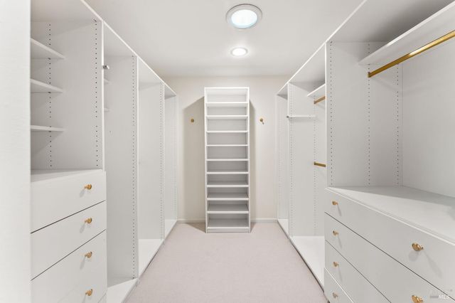 1670 Cabernet Ln, St. Helena, CA 94574