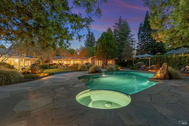 1670 Cabernet Ln, St. Helena, CA 94574
