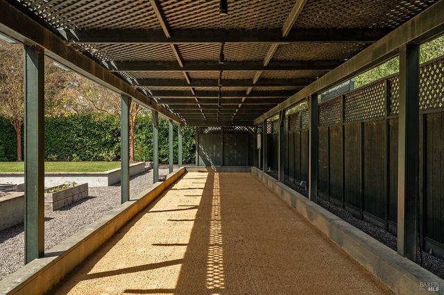 1670 Cabernet Ln, St. Helena, CA 94574