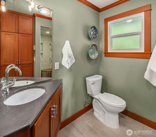 7611 E State Route 106, Union, WA 98592