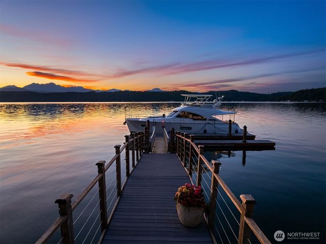 7611 E State Route 106, Union, WA 98592