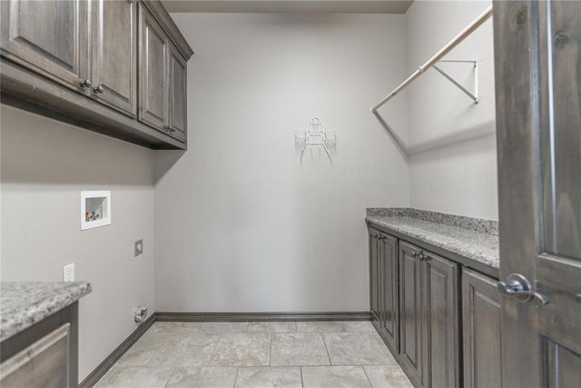 4617 Caveat Drive, Edmond, OK 73025