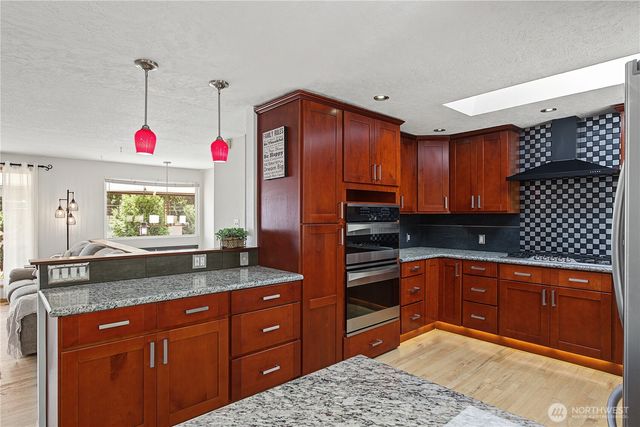 3710 S 268th, Kent, WA 98032
