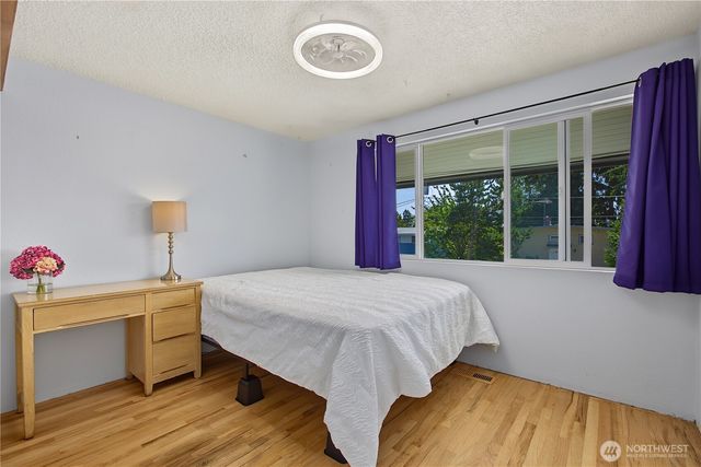 3710 S 268th, Kent, WA 98032
