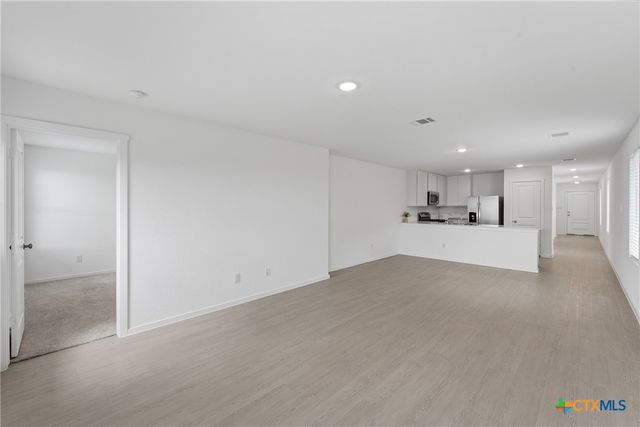 5717 Mangas Circle, Seguin, TX 78155