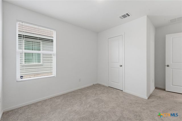 5717 Mangas Circle, Seguin, TX 78155