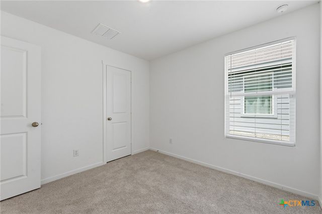 5717 Mangas Circle, Seguin, TX 78155