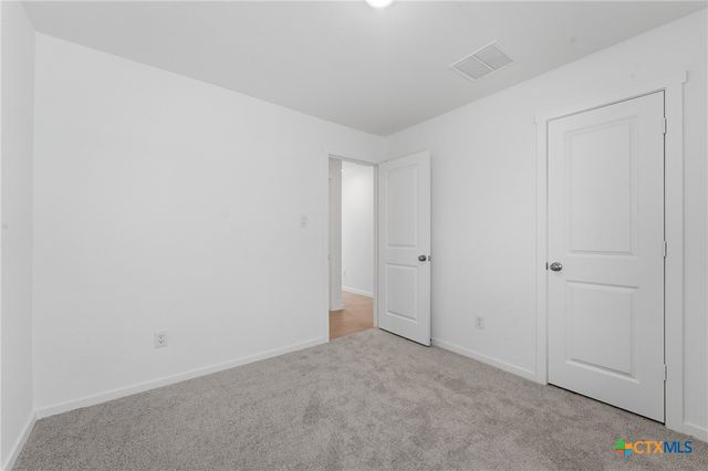 5717 Mangas Circle, Seguin, TX 78155