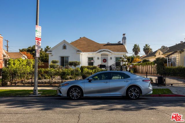 1026 Westchester Place, Los Angeles, CA 90019