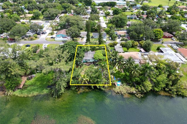 1915 NW 115th St, Miami, FL 33167