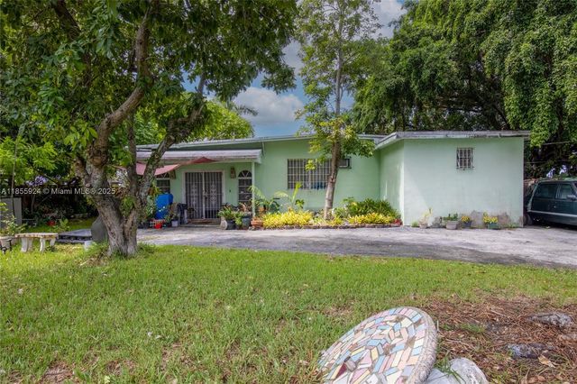 1915 NW 115th St, Miami, FL 33167