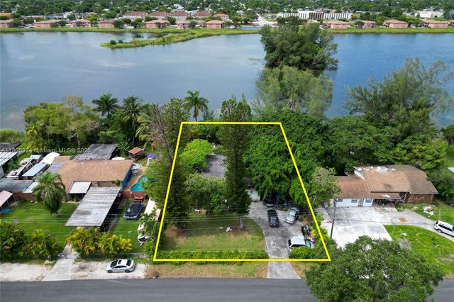 1915 NW 115th St, Miami, FL 33167