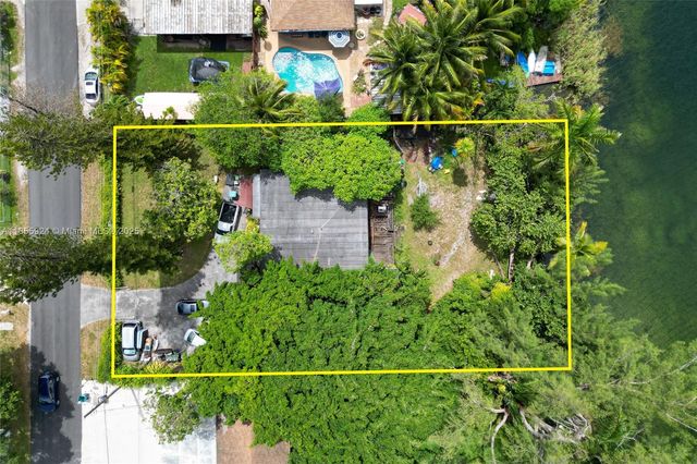 1915 NW 115th St, Miami, FL 33167