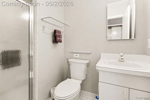 26917 Ann Arbor Trail, Dearborn Heights, MI 48127