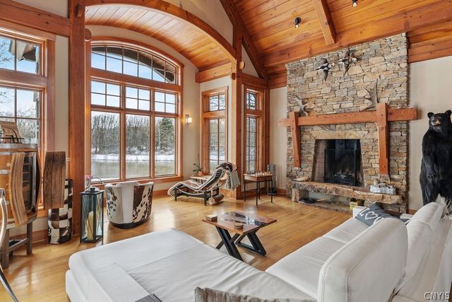 1677 Pork Street, Skaneateles, NY 13152