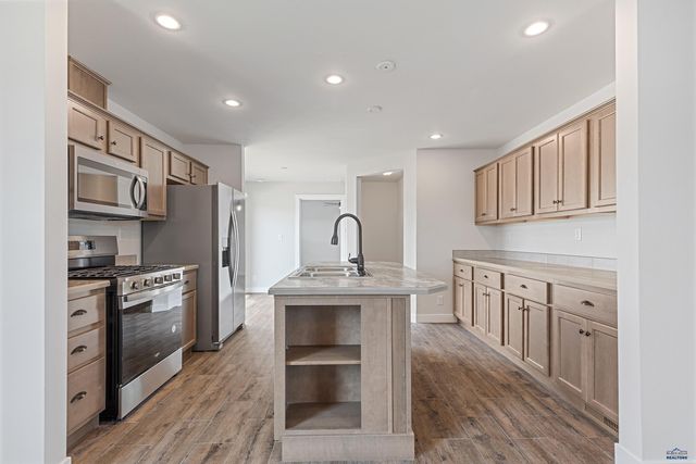 1717.101 E PHILADELPHIA, Rapid City, SD 57701