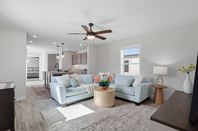 1717.101 E PHILADELPHIA, Rapid City, SD 57701