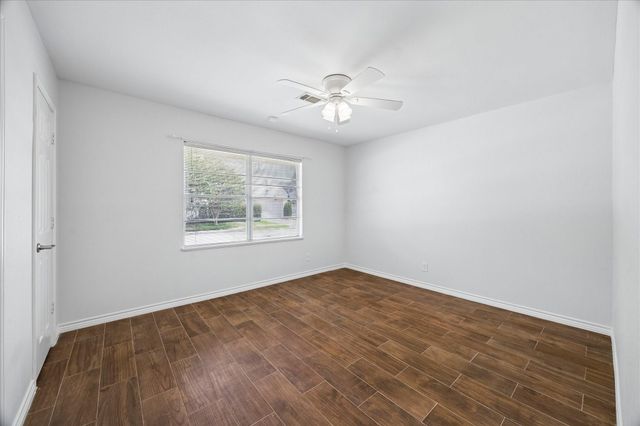 4901 Valerie Street, Bellaire, TX 77401
