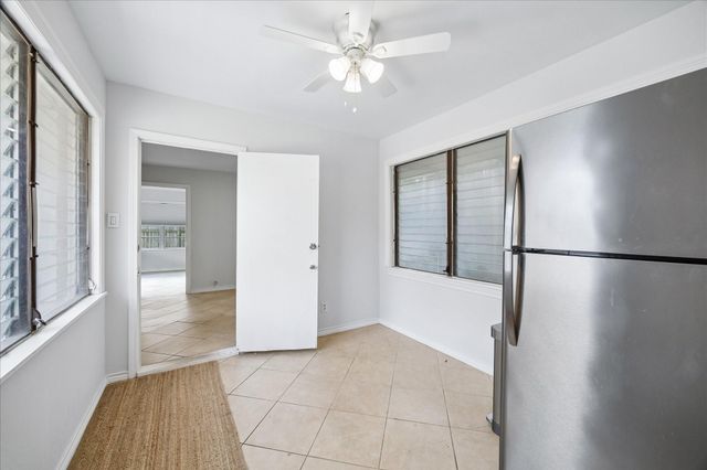 4901 Valerie Street, Bellaire, TX 77401