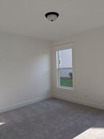 258 Huguenot Trail, Huger, SC 29450