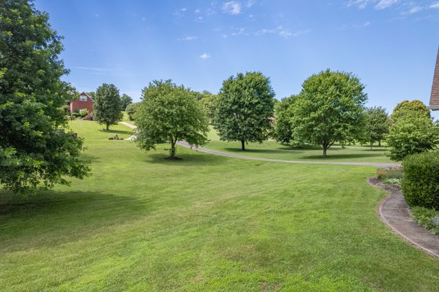 3004 Viewpointe Way, Columbia, TN 38401