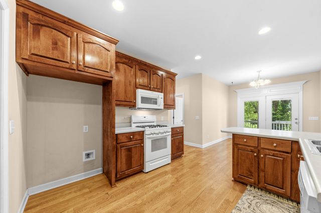 3004 Viewpointe Way, Columbia, TN 38401