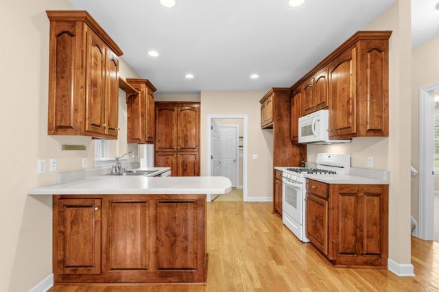 3004 Viewpointe Way, Columbia, TN 38401