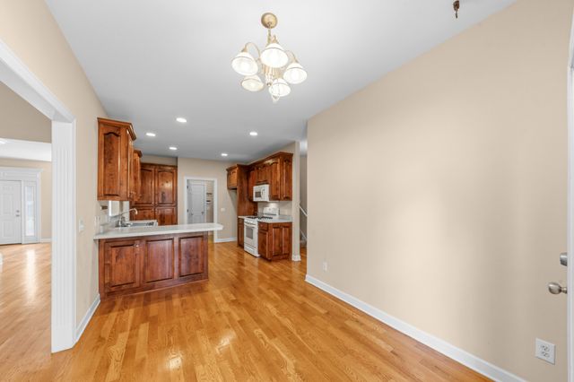3004 Viewpointe Way, Columbia, TN 38401