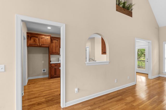 3004 Viewpointe Way, Columbia, TN 38401