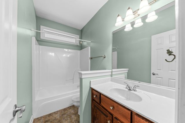 3004 Viewpointe Way, Columbia, TN 38401