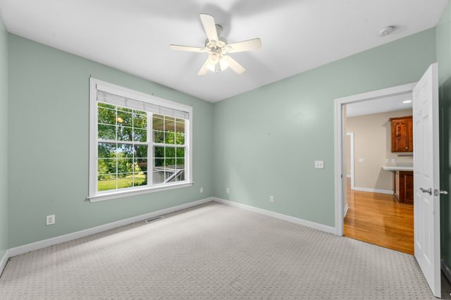 3004 Viewpointe Way, Columbia, TN 38401