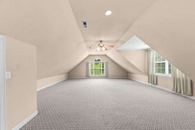 3004 Viewpointe Way, Columbia, TN 38401