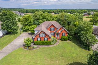 3004 Viewpointe Way, Columbia, TN 38401