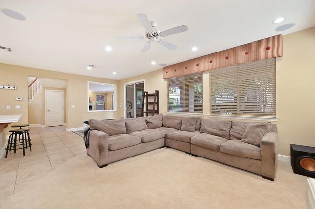 2140 Donovan Dr, Lincoln, CA 95648