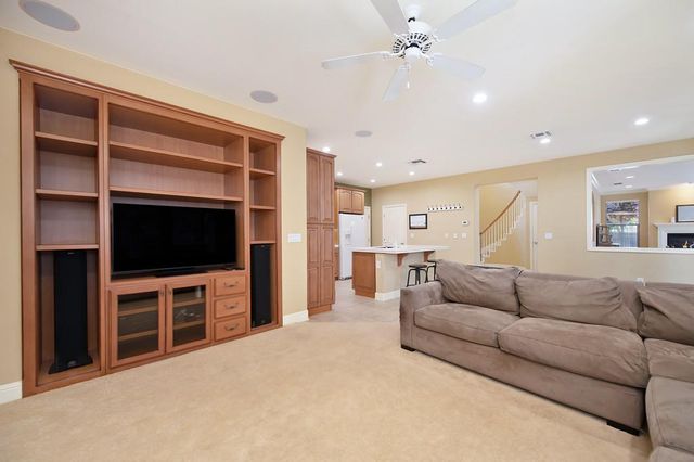 2140 Donovan Dr, Lincoln, CA 95648