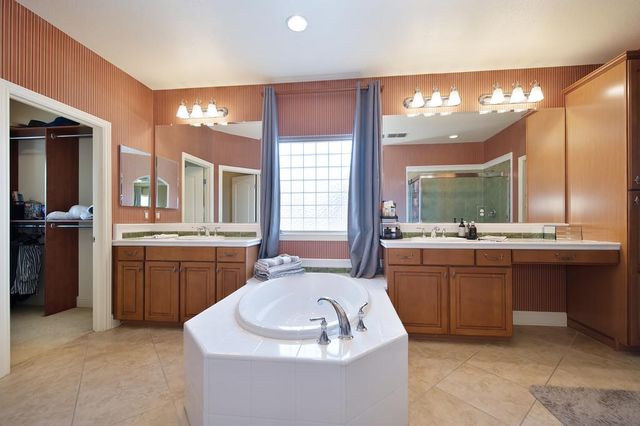 2140 Donovan Dr, Lincoln, CA 95648