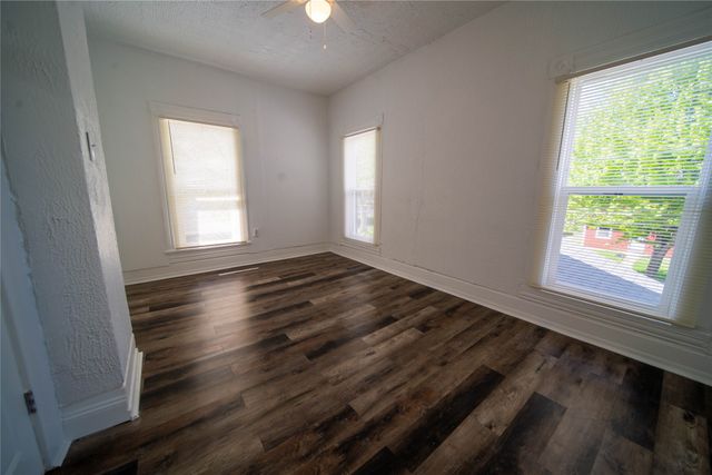 2112 Washington Avenue, Des Moines, IA 50310