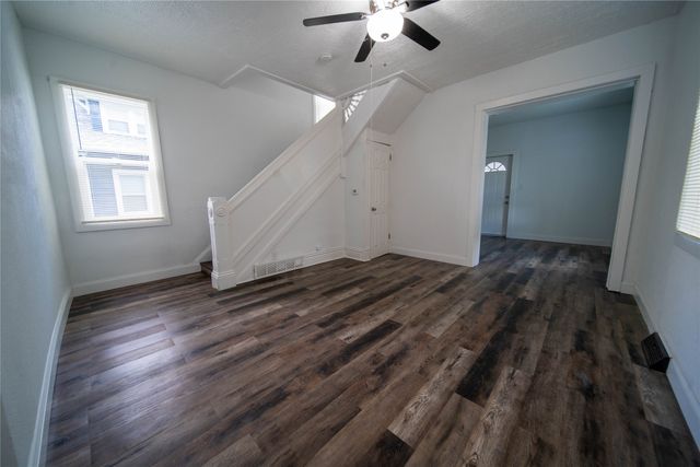 2112 Washington Avenue, Des Moines, IA 50310