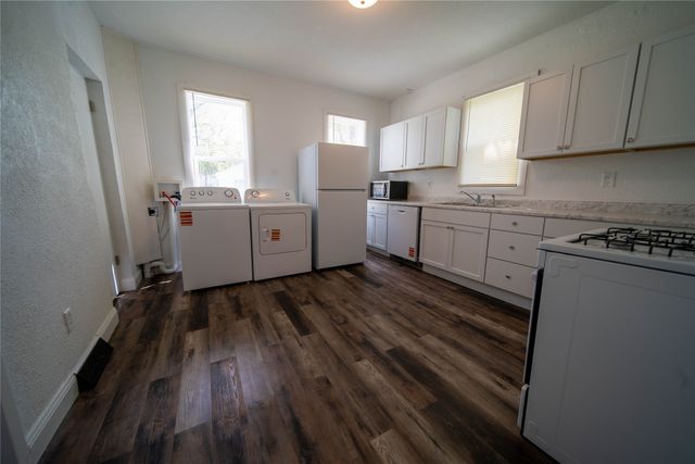 2112 Washington Avenue, Des Moines, IA 50310