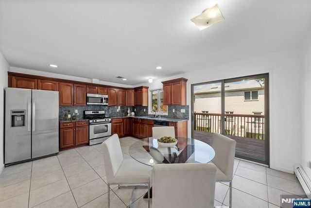 433 1st Street B, Palisades Park, NJ 07650