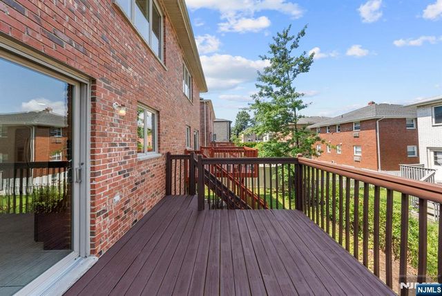 433 1st Street B, Palisades Park, NJ 07650