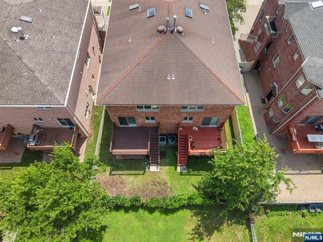 433 1st Street B, Palisades Park, NJ 07650