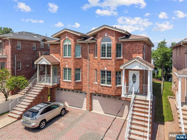 433 1st Street B, Palisades Park, NJ 07650