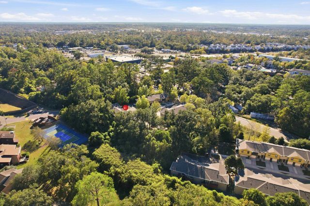 741 White Dr Apt 32, Tallahassee, FL 32304