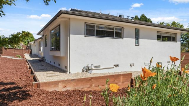 304 Prospect Heights, Santa Cruz, CA 95065