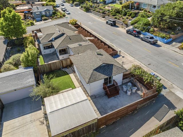 304 Prospect Heights, Santa Cruz, CA 95065