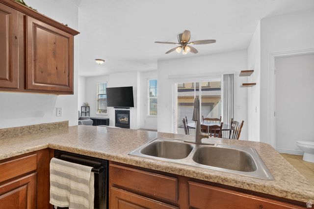 14573 S PEBBLE ROSE DR, Herriman, UT 84096